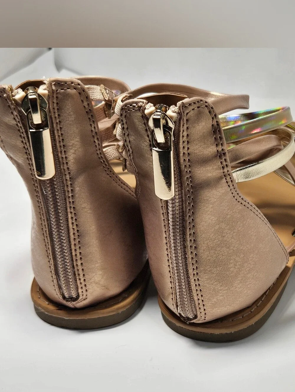 Cat & Jack Girls Dion Gladiator Sandals Size 3 Rose Gold Metallic Strappy Zip